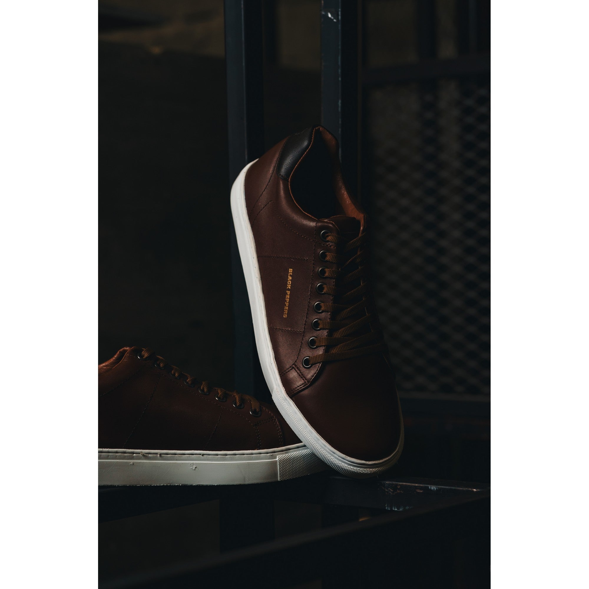 BLACK PEPPERS Lowtop Leather Sneaker CORE Camel
