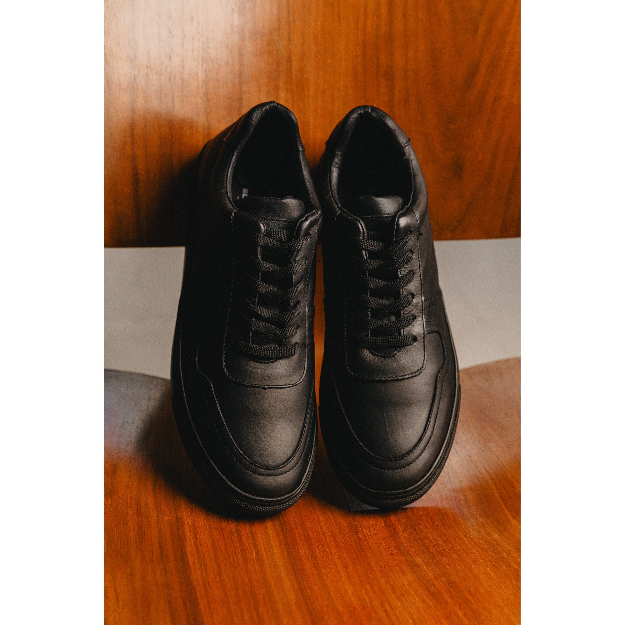 BLACK PEPPERS Lowtop Leather Sneaker TURIN Full Black