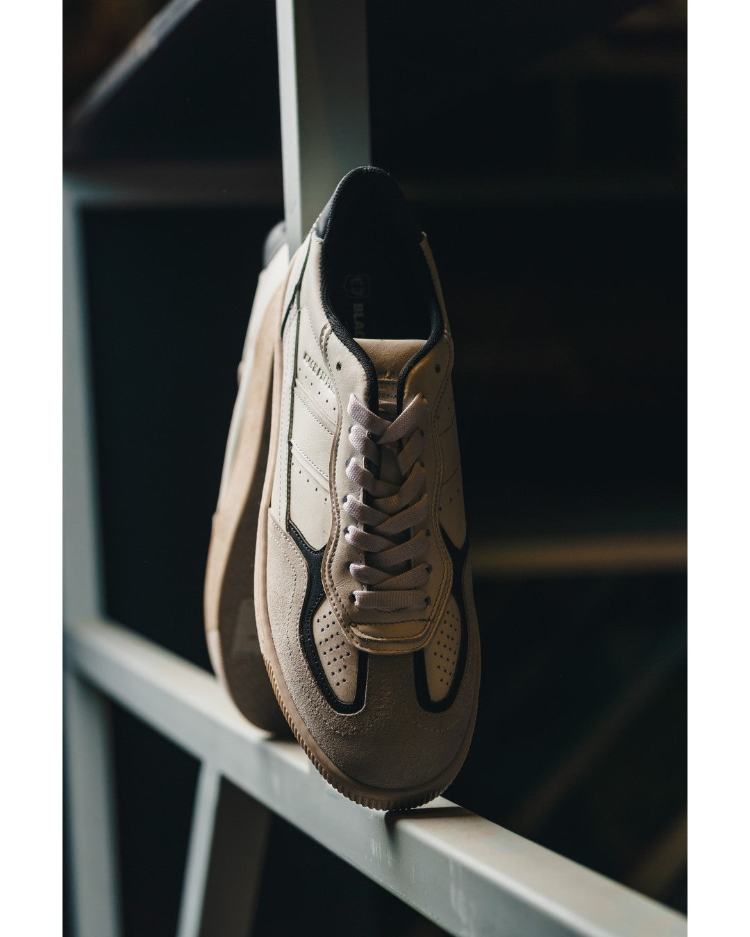 BLACK PEPPERS Lowtop Leather Sneaker PARMA White/Blue