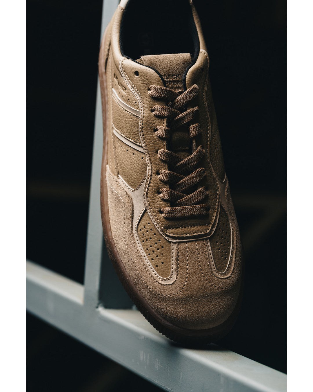 BLACK PEPPERS Lowtop Leather Sneaker PARMA Beige/Brown Sole