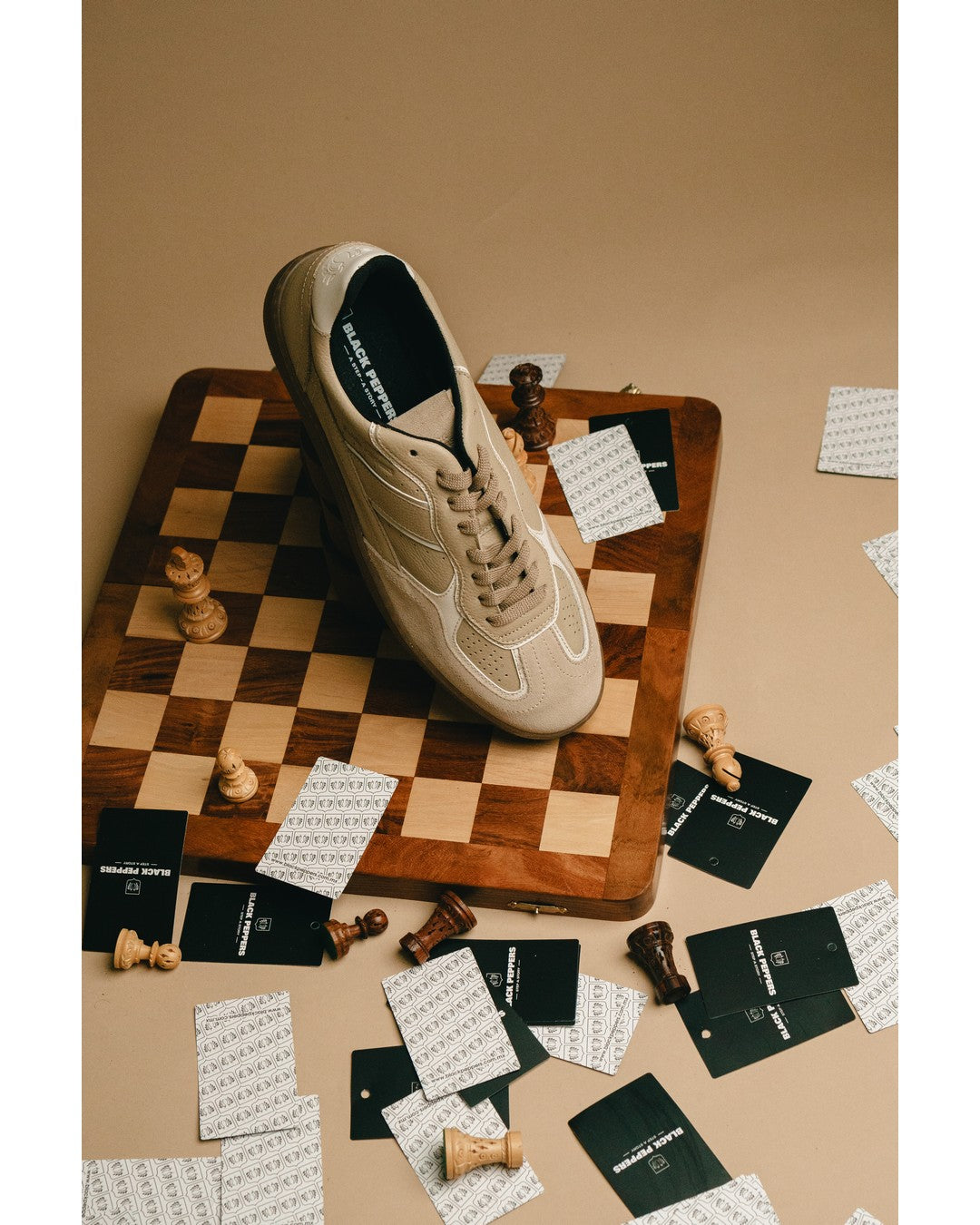 BLACK PEPPERS Lowtop Leather Sneaker PARMA Beige/Brown Sole