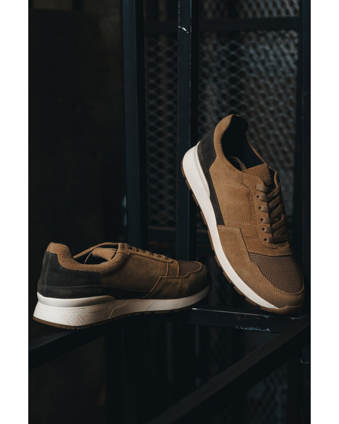 BLACK PEPPERS Trainer Suede Sneaker VERONA Gray/Camel