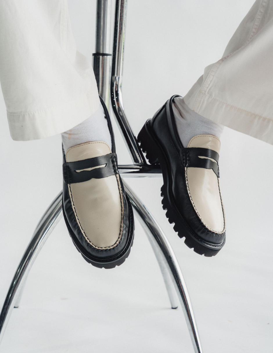 Leather Loafers Black/White