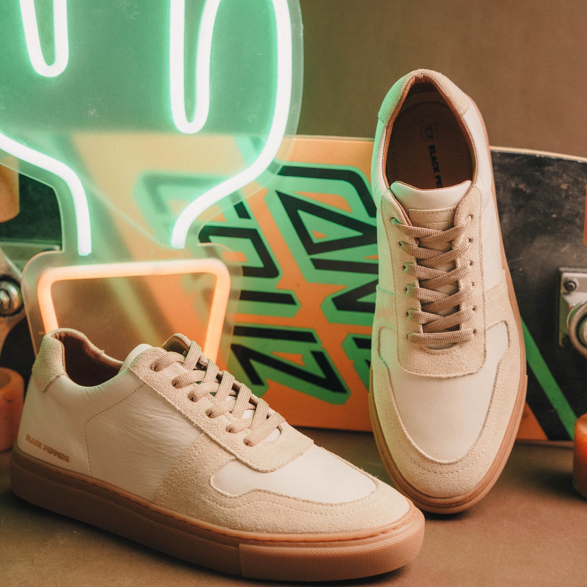 Lowtop Suede Sneaker TURIN cream