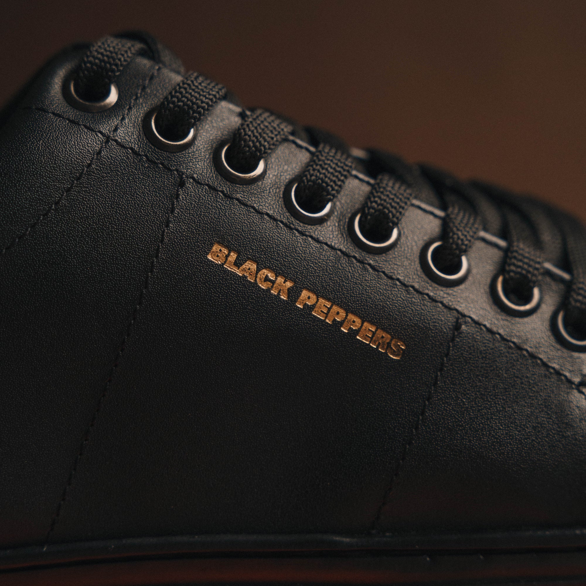 Lowtop Leather Sneaker CORE Black