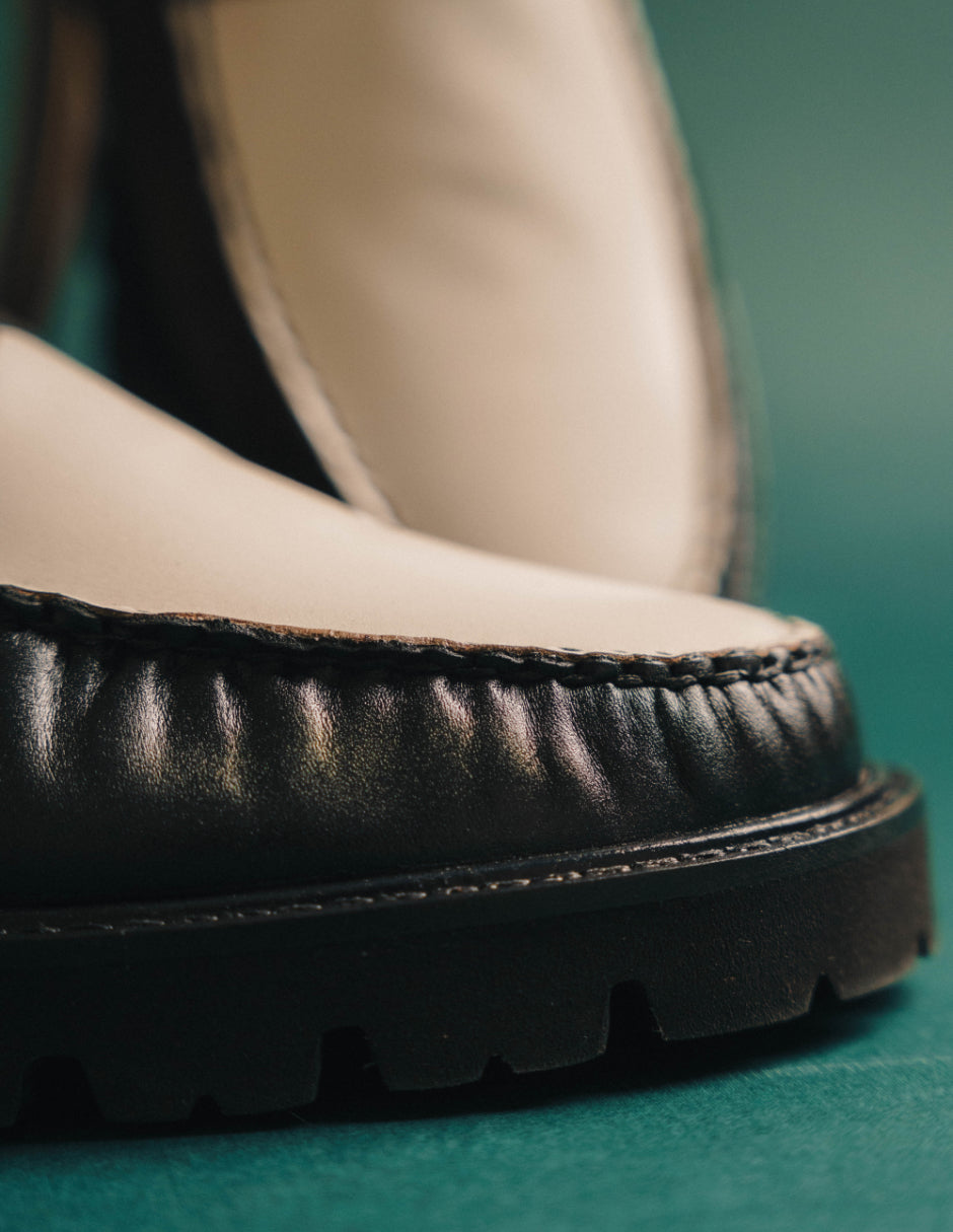 Leather Loafers Black/White