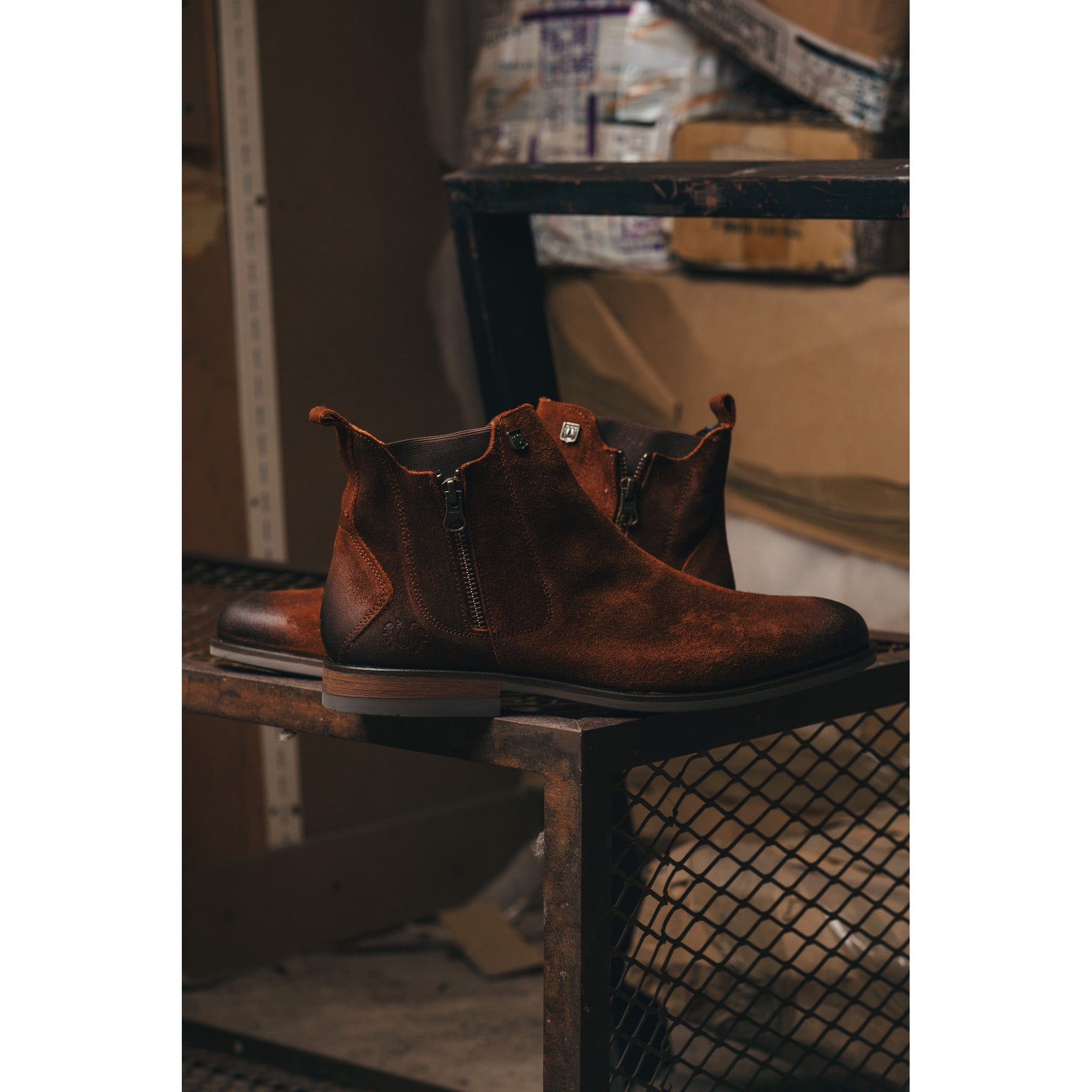 BLACK PEPPERS Camel Suede ROCKSTAR CHELSEA