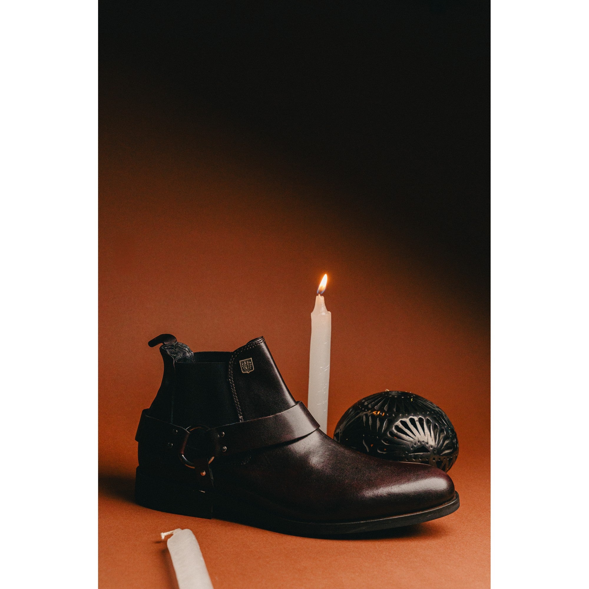 BLACK PEPPERS Red Wine Leather LACE CHELSEA