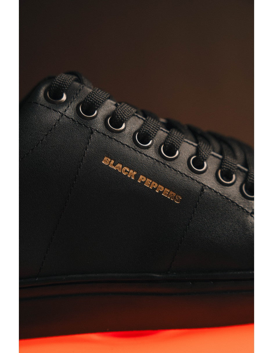 Lowtop Leather Sneaker CORE Full Black