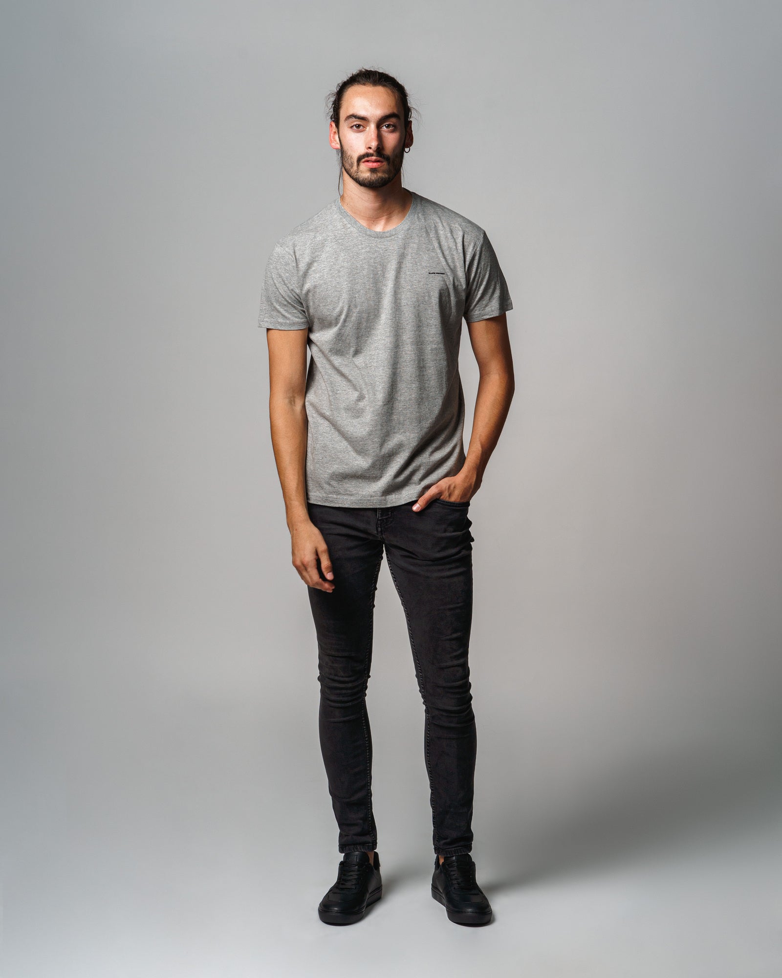 Grey t shirt black jeans best sale